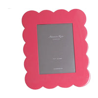 Addison Ross White Scalloped Lacquer Picture Frame (5x7)