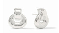 Pure silver plate (tarnish-free), imported glass
Length: 0.8 inches
Post for pierced ears
Includes pure silver plated earring backs
Julie Vos hallmark