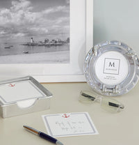 Mariposa Porthole Frame