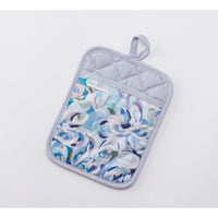 Designed by Kim Hovell, this Atlantic Reef potholder features a 100% polyester fleece front and a 100% polyester sherpa back. Measuring 7x9 inches, it is perfect for protecting your hands while cooking. Channel your inner beach vibes with this playful and practical potholder.