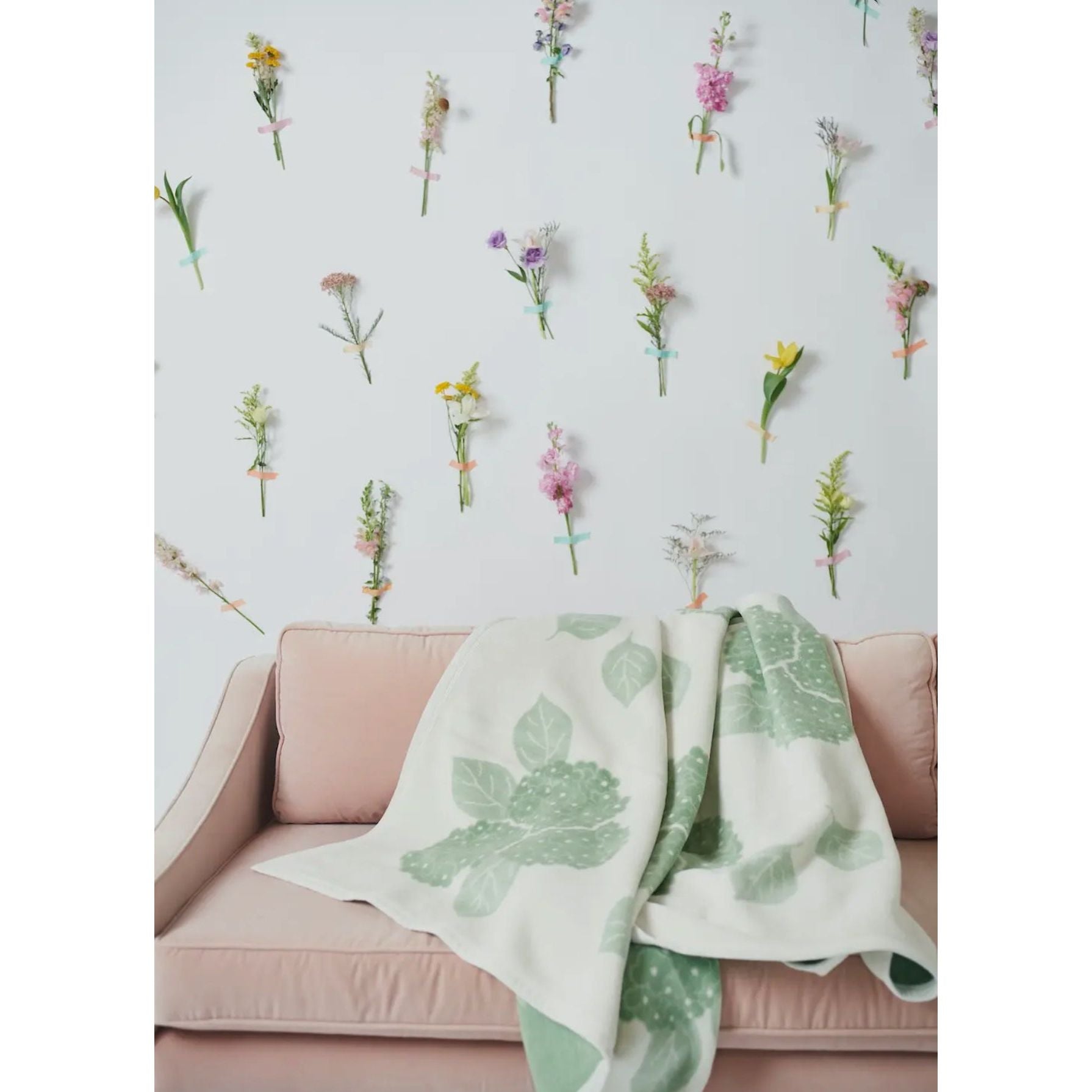 Chappy Wrap Hydrangea Blanket