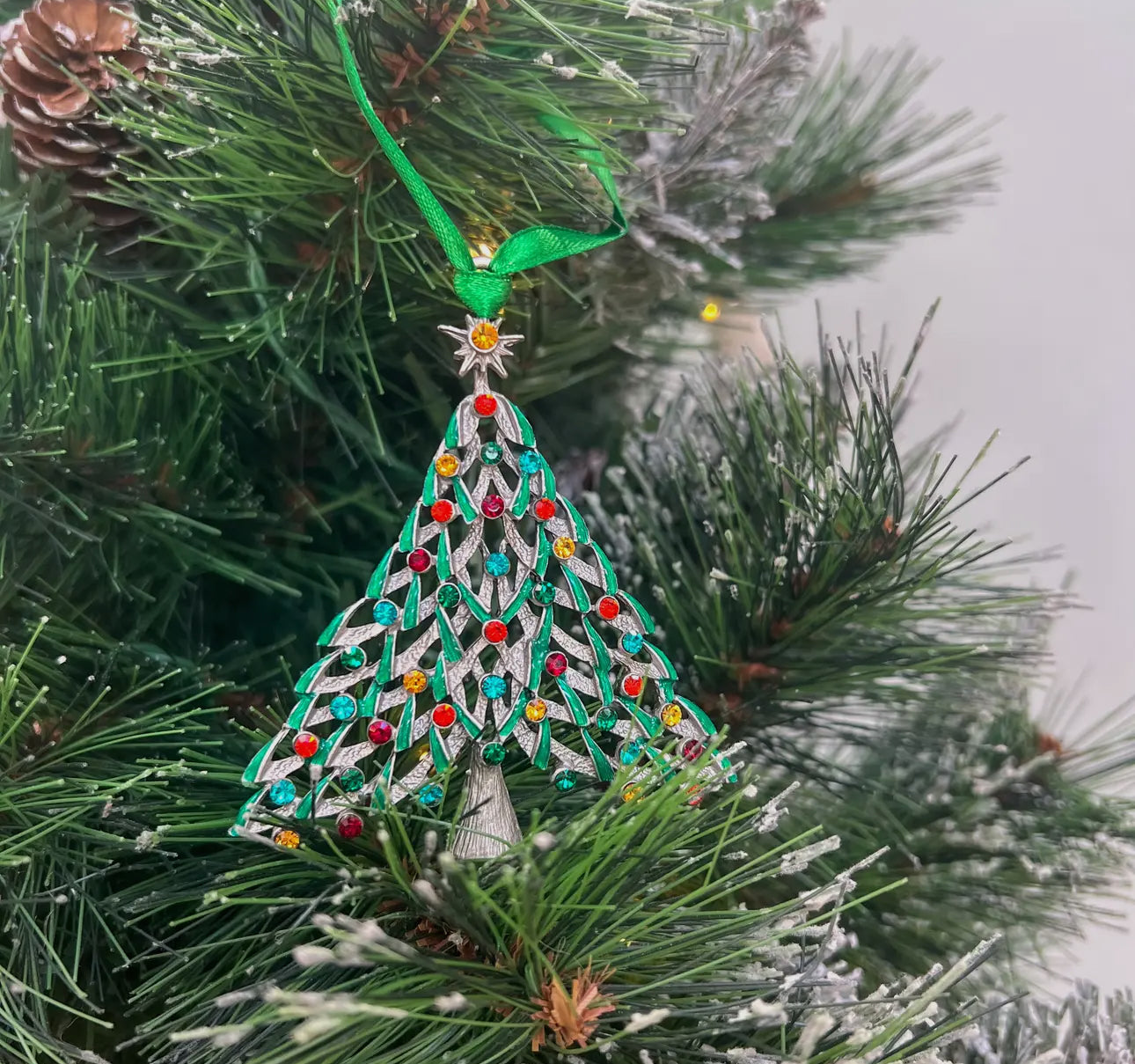 The Story Of The Christmas Tree Ornament