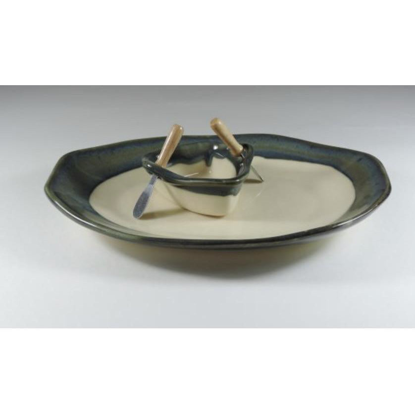 Pottery Boat On A Pond Dip Set
