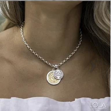 Lola Jewelry Dragon Fly Pendant