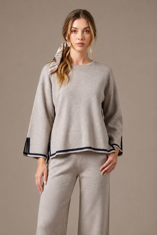 SW6893 Knit Top with Contrast Trim Sleeves