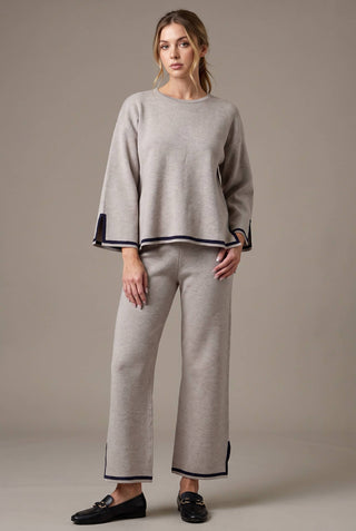 SW6893 Knit Top with Contrast Trim Sleeves