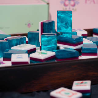 Jade Bloom Sapphire Blue Mahjong Set - Luxury Acrylic Collection