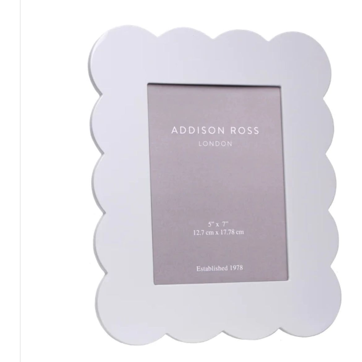 Addison Ross White Scalloped Lacquer Picture Frame (5x7)