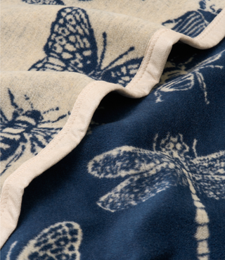 ChappyWrap Bug Out Midi Blanket