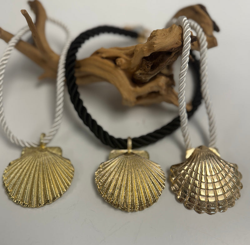 Isles Necklace