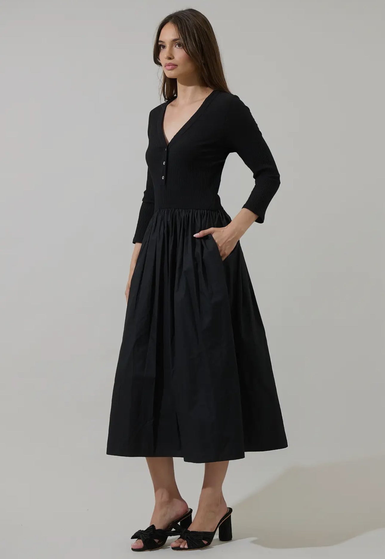 Shown from side with pockets 