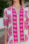 This shirt can take you from fall right through to spring. The warm tones are perfect to wear now. Paint with your favorite bottoms to take you from day to evening. 


83% rayon 17% nylon

Bright pink and off white cooors 