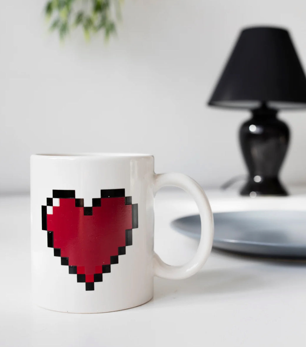 Showing the mug changed to red 