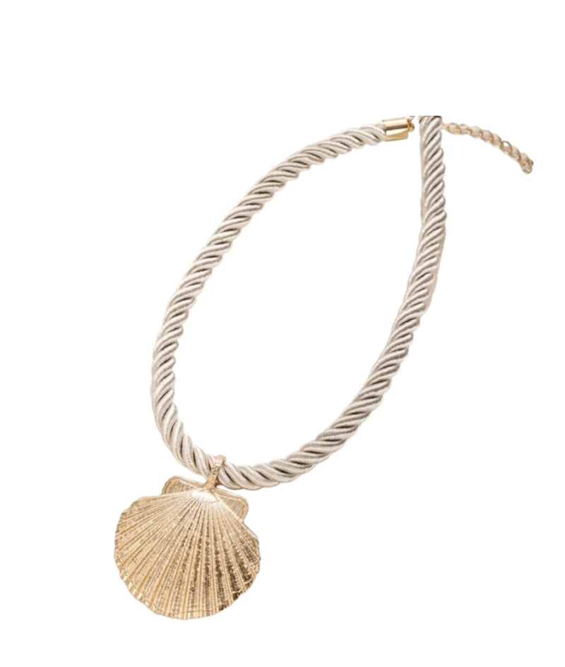 Isles Necklace