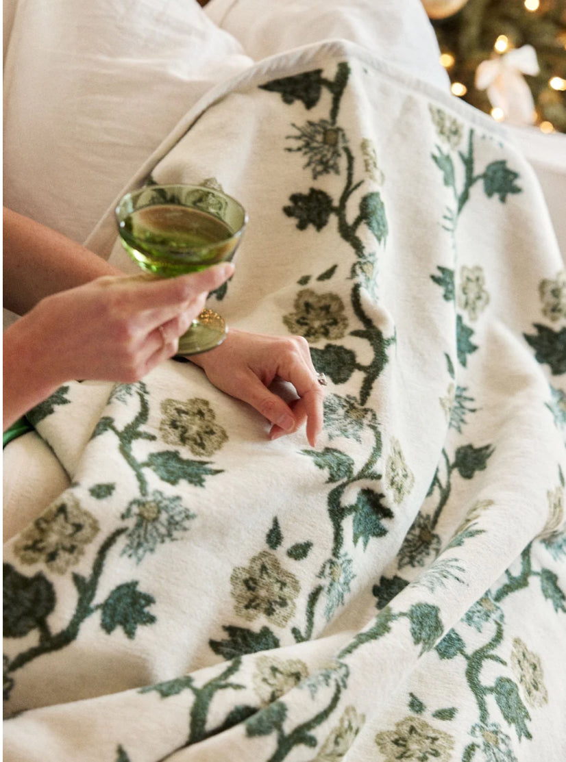 Chappy Wrap Climbing Vines Blanket
