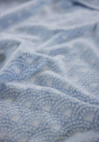 Chappy Wrap Seaside Scallop Fog Blanket