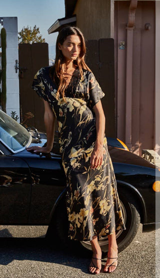 PRINT PLUNGED LACE DETAILED V-NECK MAXI