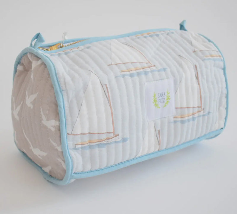 Showing  sailboat pattern with seagulls on the sides 