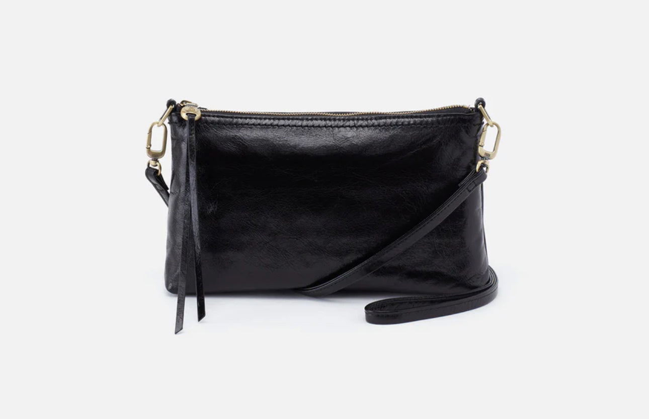 Perfect for every mood, Darcy is always your go-to bag thanks to its easy convertibility.

SEE MORE DETAILS
What It Is

A convertible HOBO style that can be worn three ways: crossbody, baguette bag and wristlet.