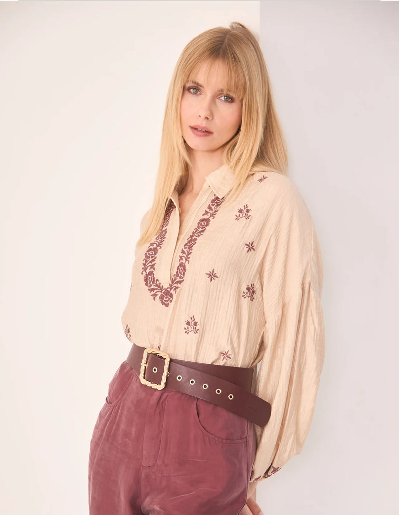 CONTRAST EMBROIDERY BLOUSE - IVORY