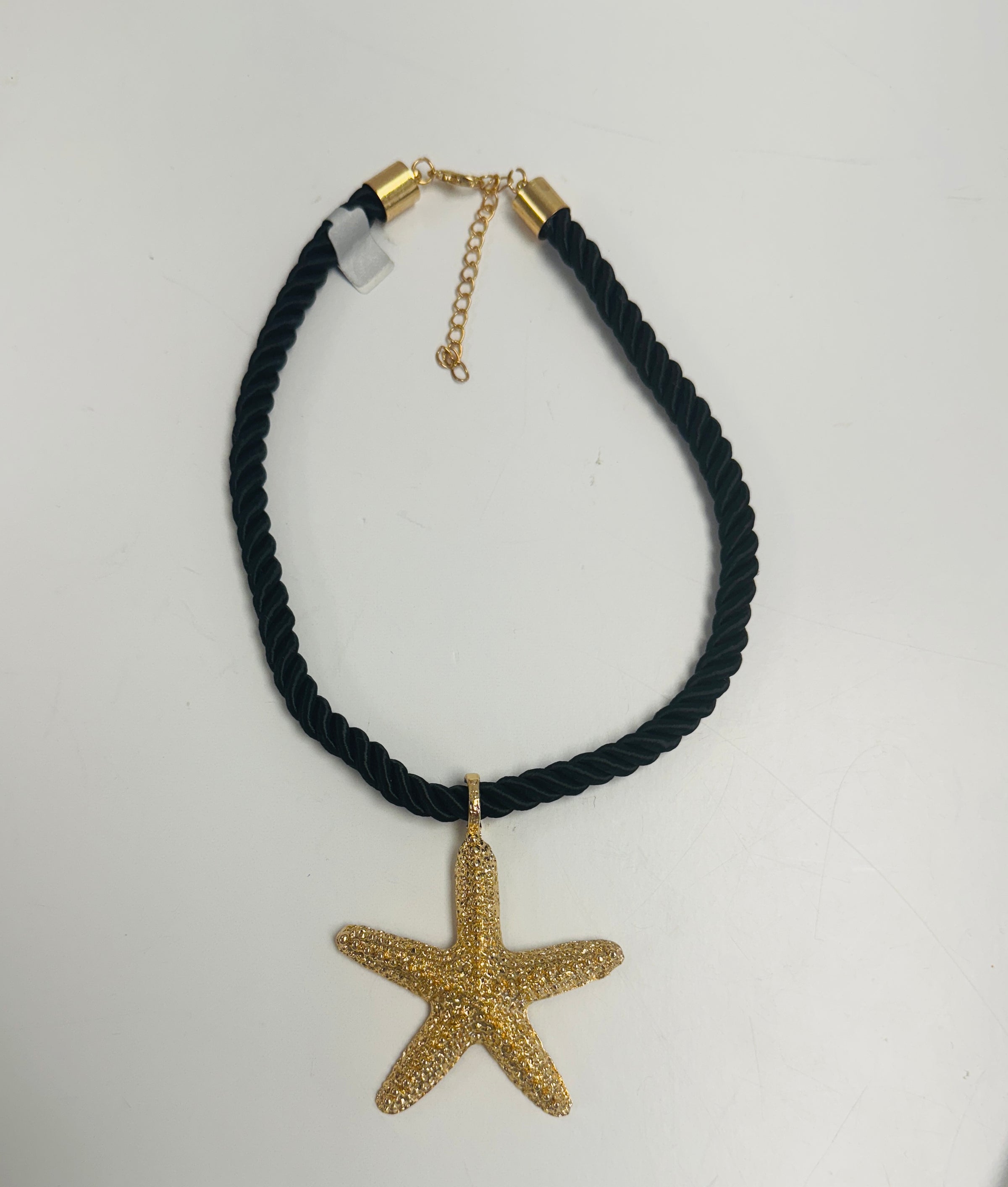 Isles Necklace