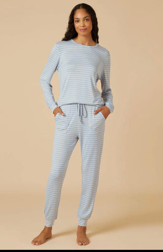 Softies Dream Cloud Crew Neck Lounge Set – Oprah’s Favorite Pajamas