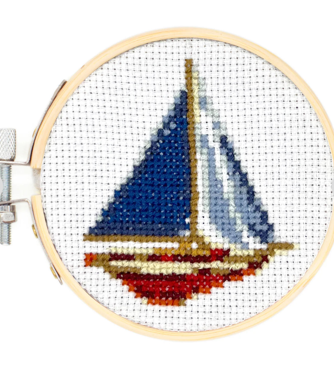 Relax at home, at work, and on a mini-embroidery. This cute kitty embroidery kit includes a bamboo hoop frame, canvas to stitch on, color threads, and 1 needle— everything you need for your new hobby. Plus one pattern guide and helpful tips on getting started. Happy stitching!
Design: KDT
Materials: bamboo, polyester floss, 90% cotton 10% polyerster fabric, iron
Packaging: color box
Dimensions: dia. 8 ' Disassembled