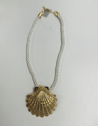 Isles Necklace