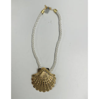 Isles Necklace