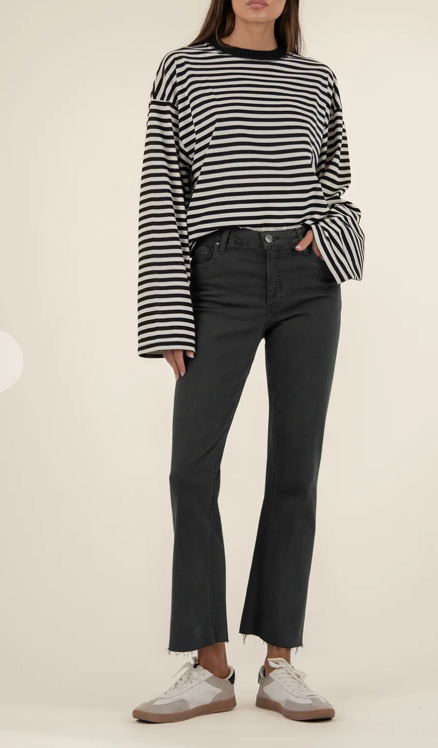 Kut  From the Kloth Kelsey High Rise Ankle Flare