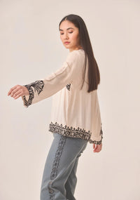 CONTRAST EMBROIDERY BLOUSE - IVORY