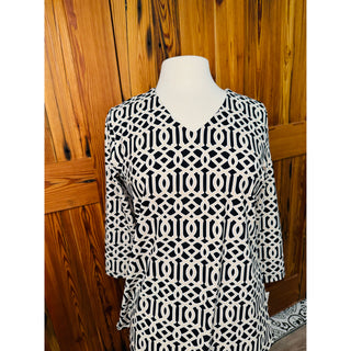 Lulu B V-Neck Top 3/4 Sleeve