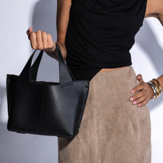HOBO Vida Small Tote Black