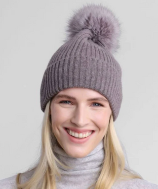 Alashan 100% Cashmere LUXE Ribbed Fox Pompom Hat