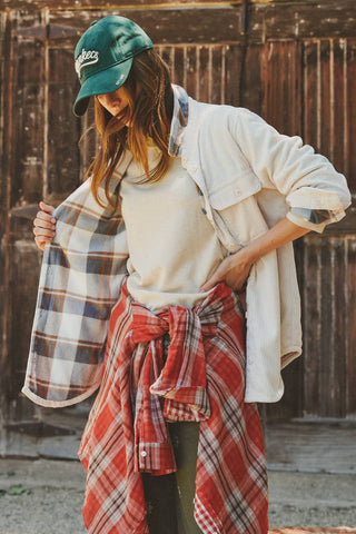 Americana Plaid-Lined Corduroy Shacket – Cozy Oversized Shirt Jacket