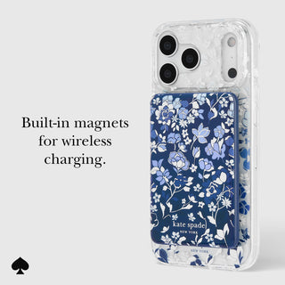 Kate Spade New York MagSafe Wireless Power Bank – Flowerbed Blue