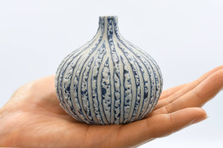 CONGO TINY S-Handcrafted Porcelain Bud Vase