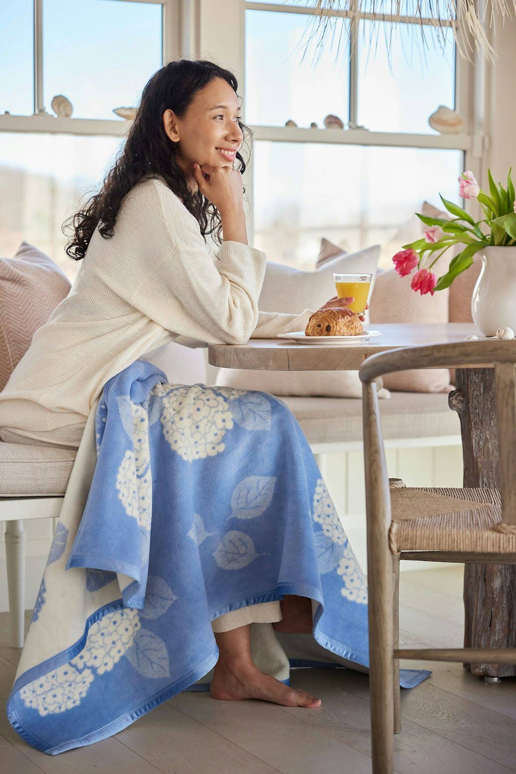 Hydrangeas Bluebell Blanket