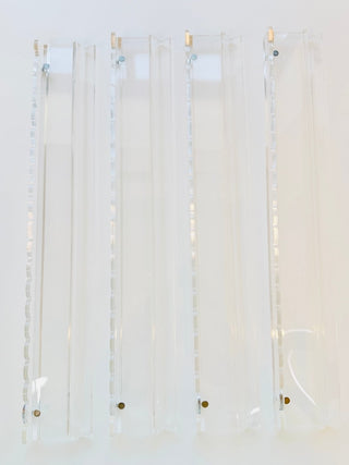 Clear acrylic mahjong racks with scallop pushers