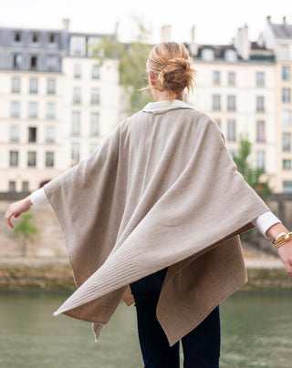 Modern Travel Wrap in Driftwood