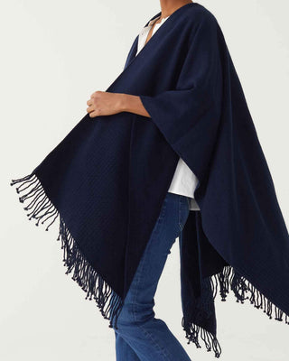 Classic Travel Wrap in Navy